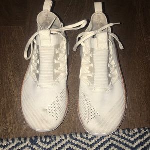 EvoKnit Puma Sneakers